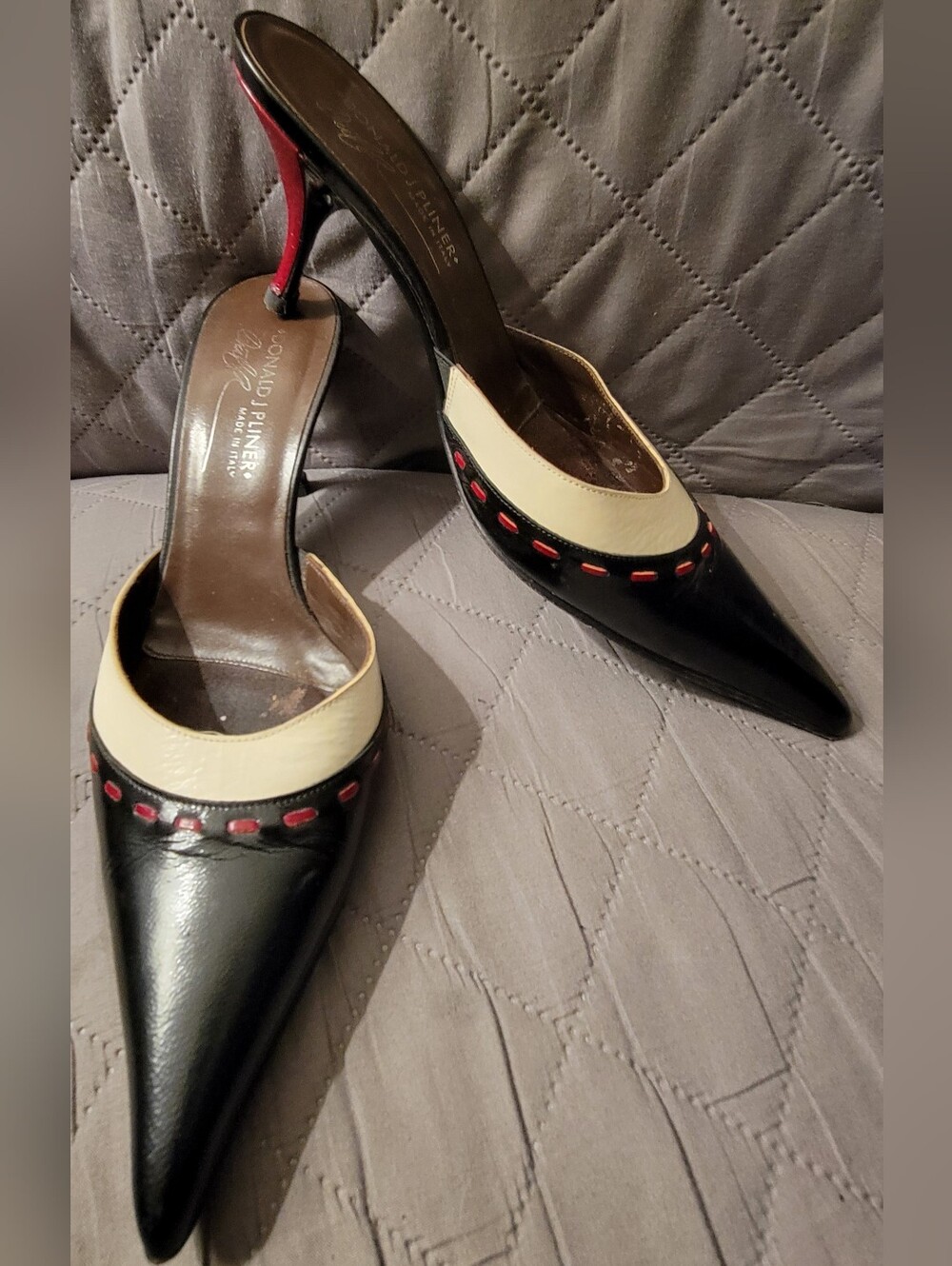 Women's Mule By Donald J Pliner Size 8.5